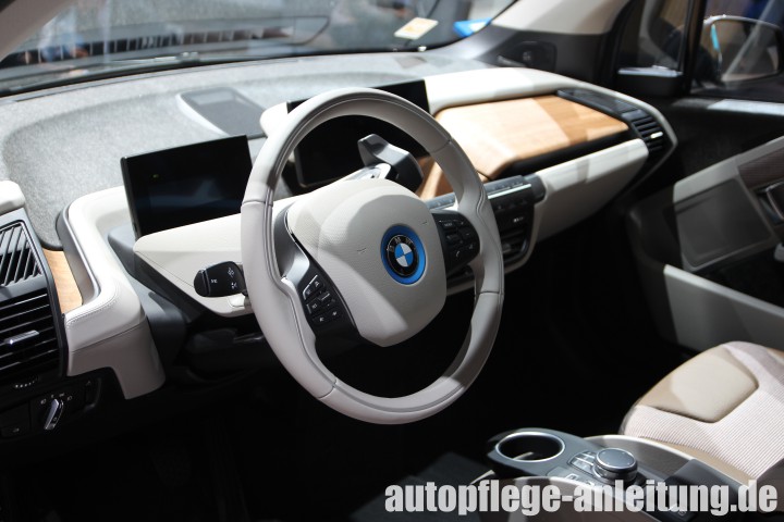Auto Lederlenkrad Pflege - BMW i3